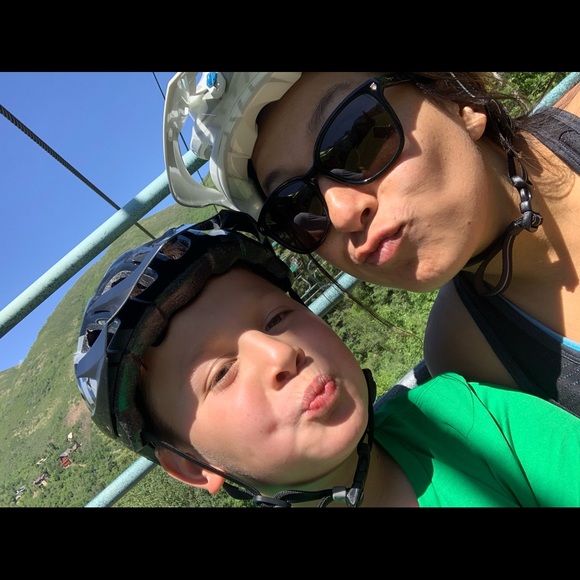 Meet your Posher, Daana - Picture 5 of 7